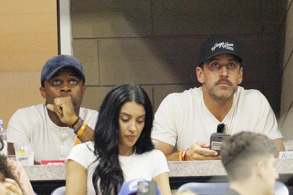 Aaron Rodgers acepta que le gustaría jugar hasta los 45 años como lo hizo Tom Brady