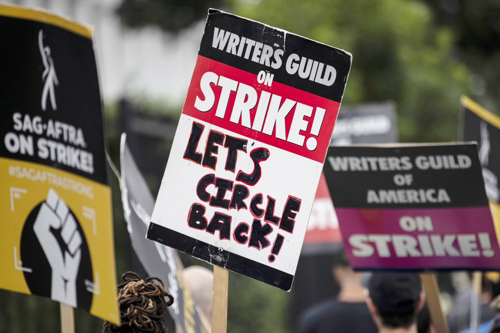 Miembros del SAG-AFTRA apoyan una posible huelga contra la industria de los videojuegos