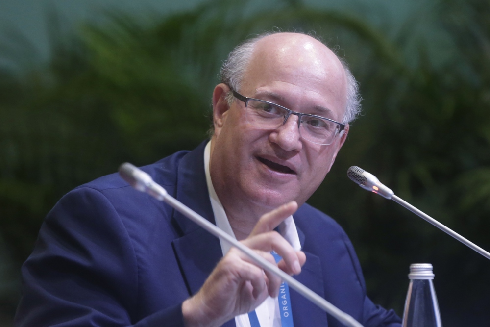 El BID lanza un plan para atraer inversión de EE.UU. en grandes proyectos en Latinoamérica