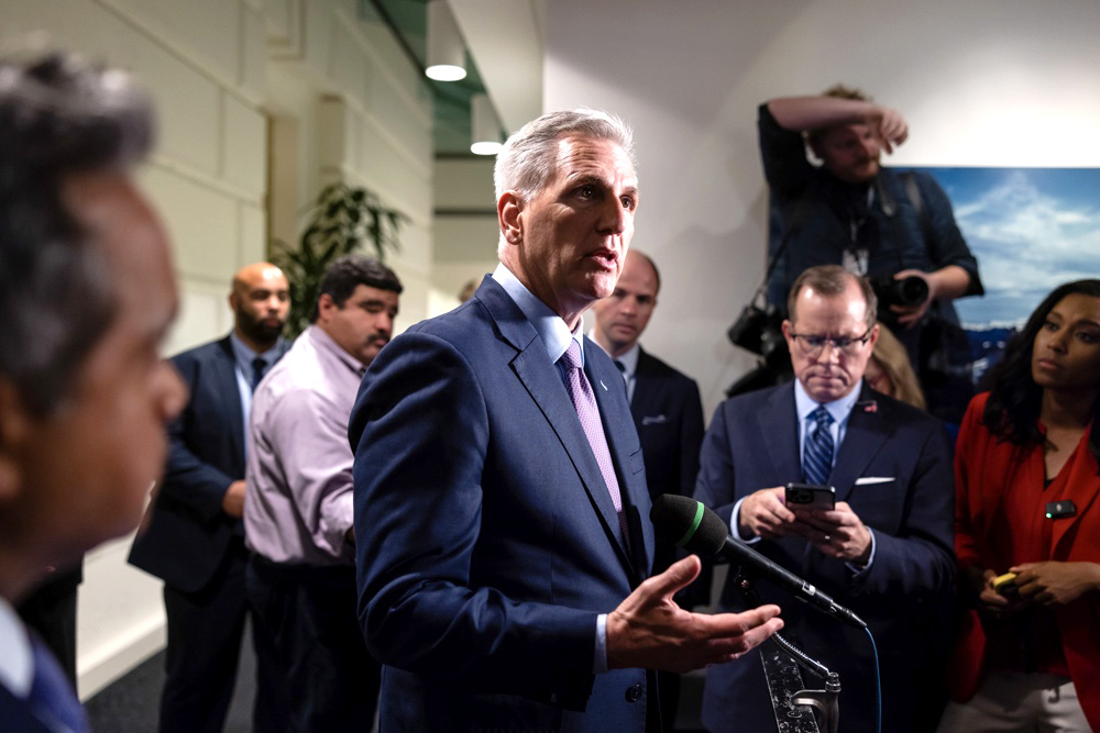 McCarthy afronta este martes la moción para revocarlo como líder de la Cámara Baja de EEUU