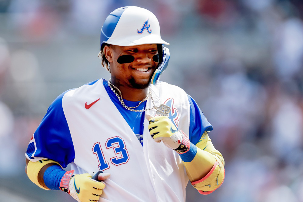 El venezolano Acuña Jr. frente a Harper, duelo en la Serie Divisional de la Liga Nacional