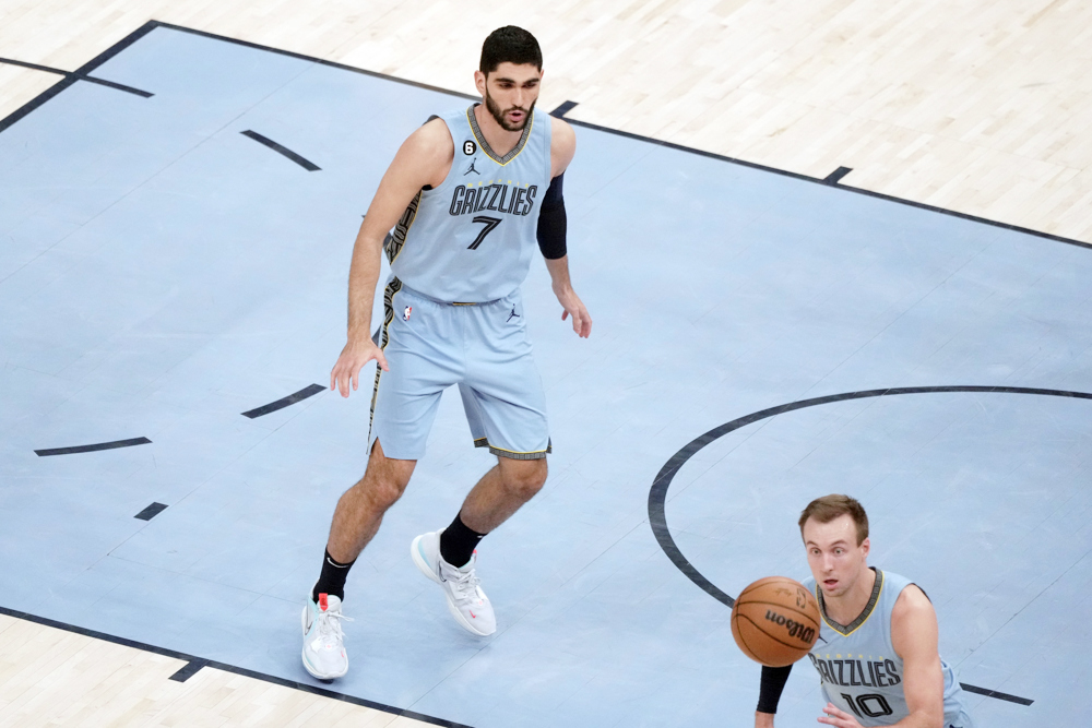 Los Grizzlies renuevan el contrato de Aldama hasta 2025