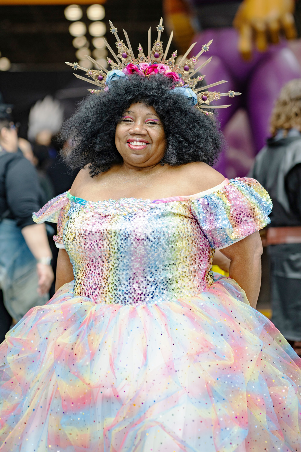 El rosa de Barbie se filtra entre los superhéroes de la Comic Con de Nueva York