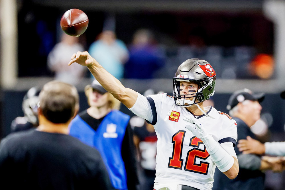 Tom Brady cree que el fútbol americano se convertirá en ‘flag football’