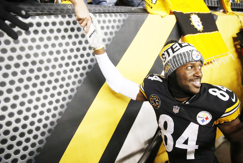 Arrestan por no pagar manutención a Antonio Brown, campeón con Buccaneers de Super Bowl LV