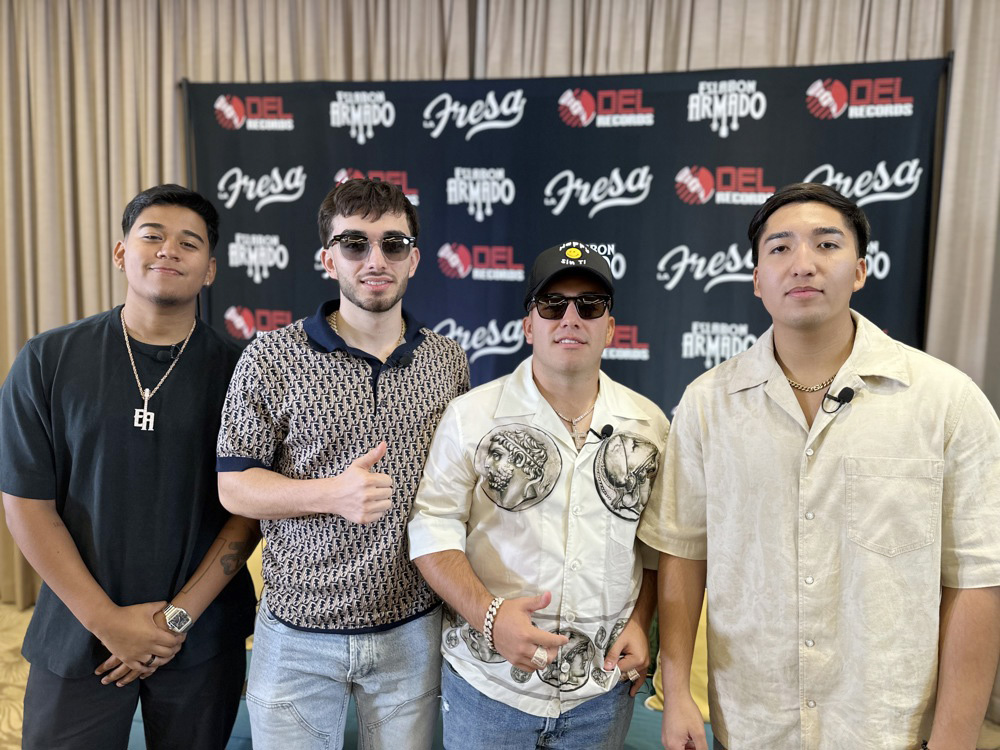 Eslabón Armado celebra un éxito temprano en la música mexicana que aún no ha procesado