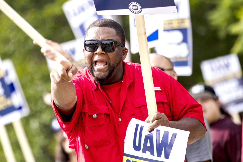 El sindicato del motor de EE.UU. confirma su acuerdo con Ford para acabar con la huelga