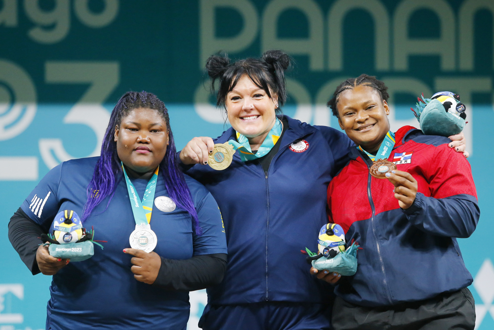 Oro de la estadounidense Theisen-Lappin cierra las pesas en Santiago 2023