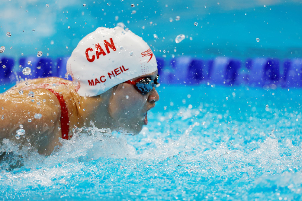 La campeona olímpica canadiense Maggie MacNeil suma su tercer oro y segundo récord panamericano