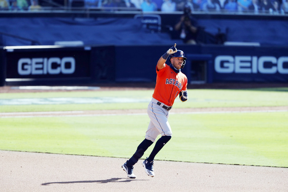 El puertorriqueño Carlos Correa enfrenta su pasado en Serie Divisional de la Liga Americana