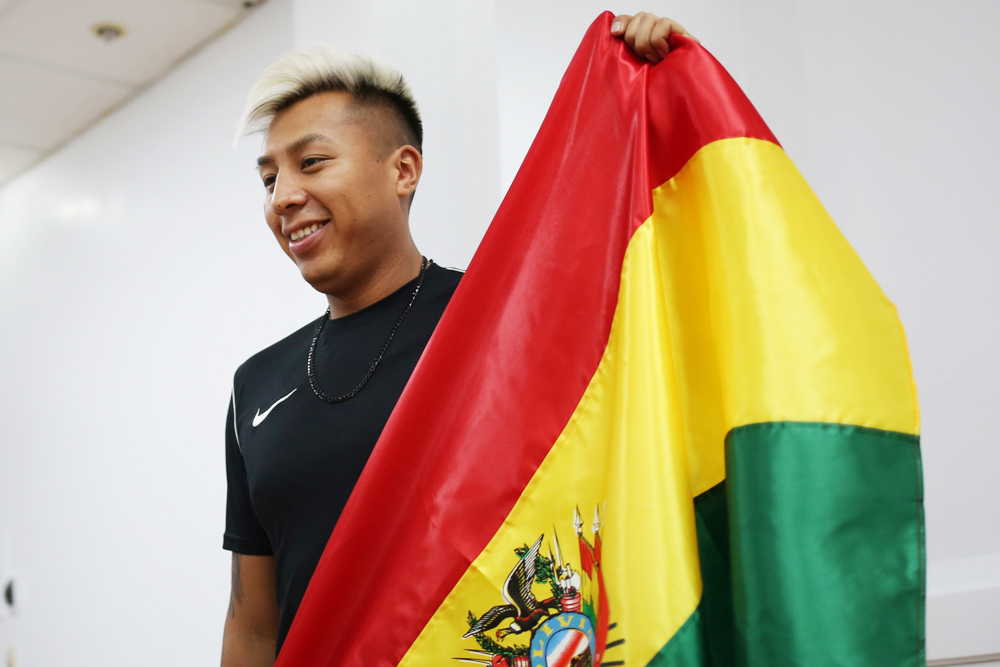 Conrrado Moscoso, campeón mundial de ráquetbol, liderará la cruzada boliviana en Santiago