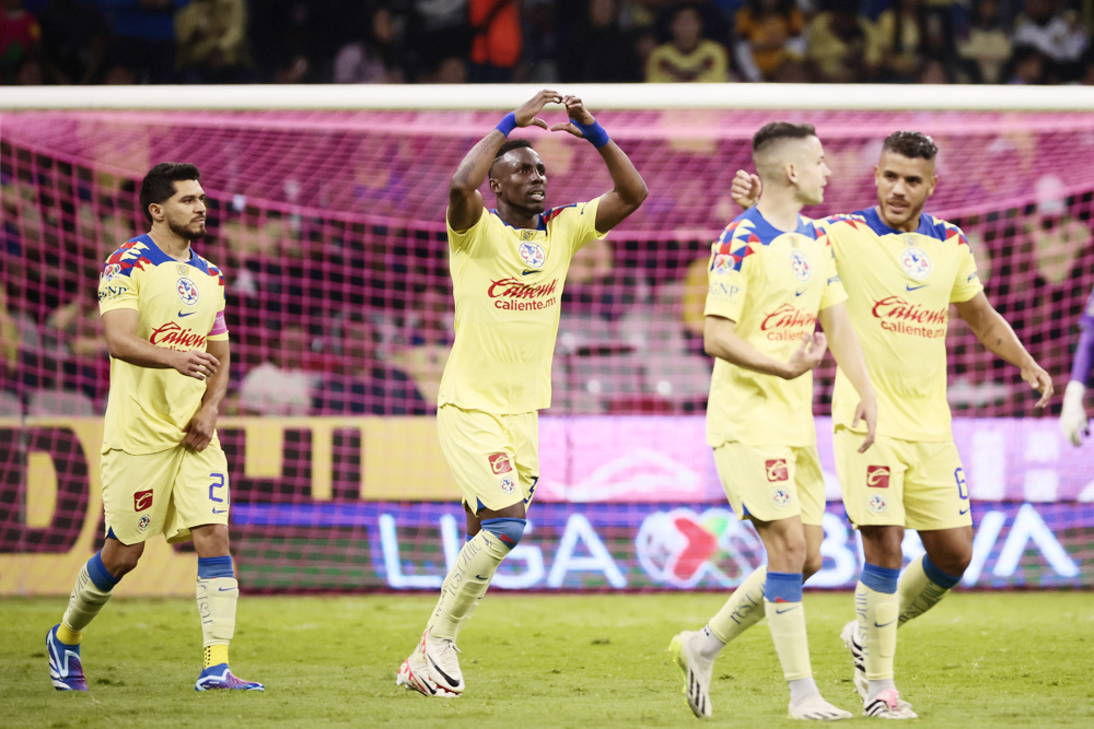 El líder América del colombiano Quiñones visita al San Luis del venezolano Murillo