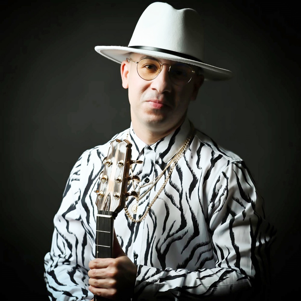 Renesito Avich, un tresero que duerme bien entre el Latin Grammy y Buena Vista Social Club