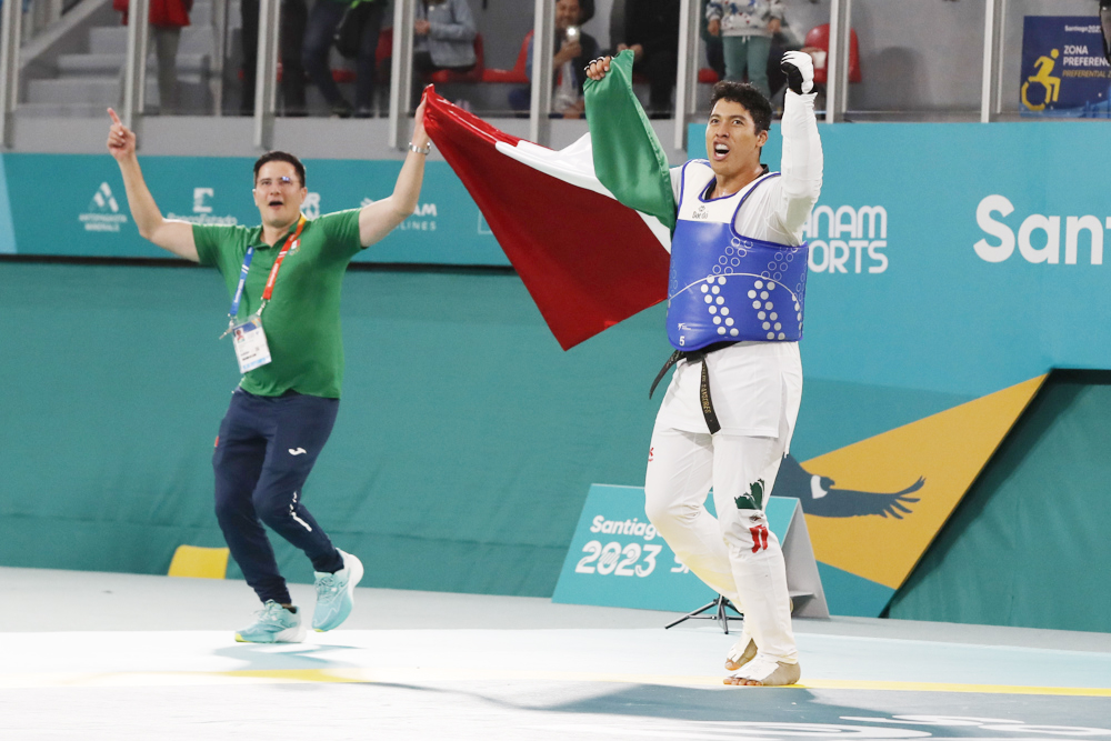 México suma sexto oro en el taekwondo de Santiago 2023