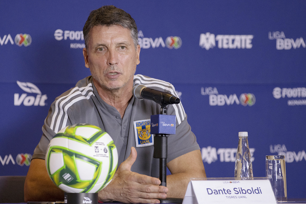 El uruguayo Siboldi se toma muy en serio el derbi amistoso con Monterrey