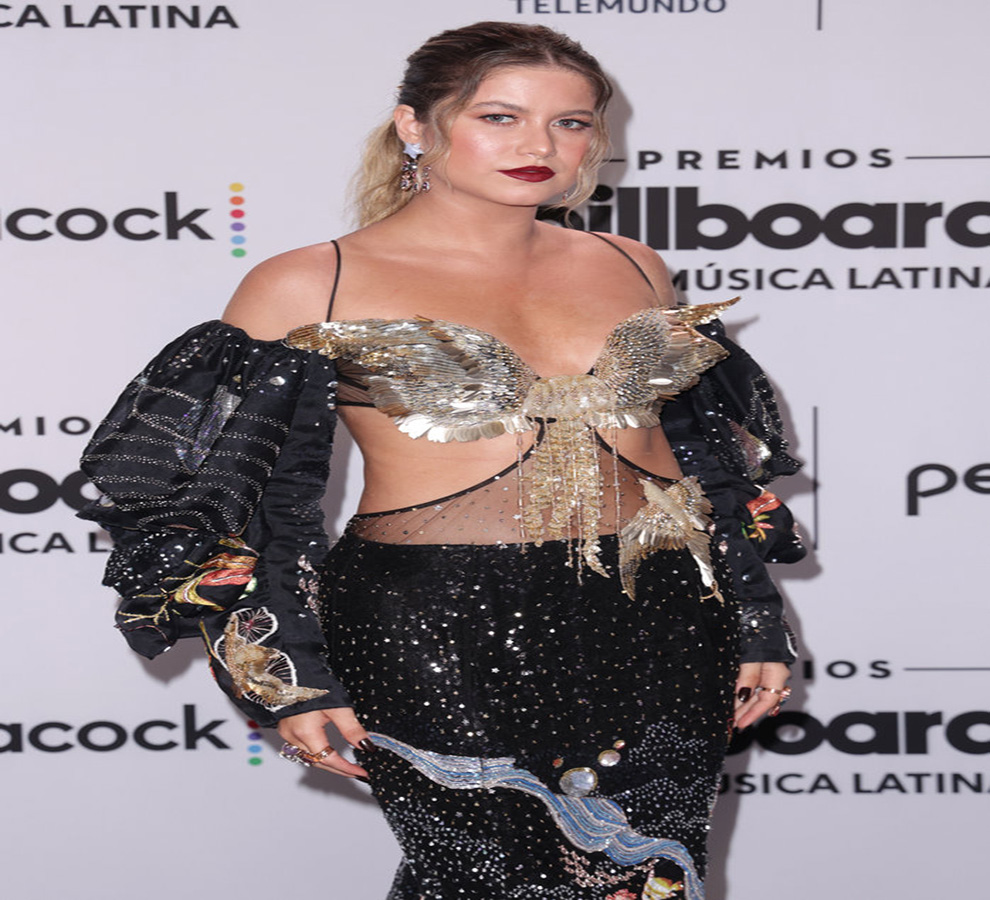 SOFIA REYES impresionó en los premios Latin Billboard