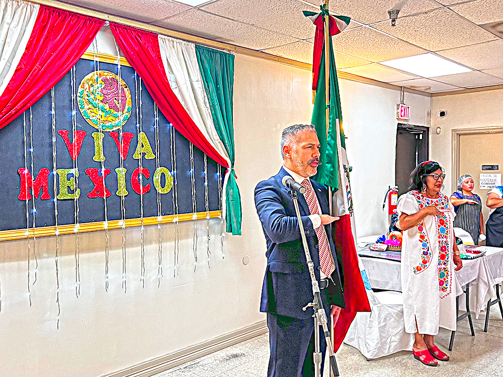 Celebran las Fiestas Patrias en Pueblo Alegre