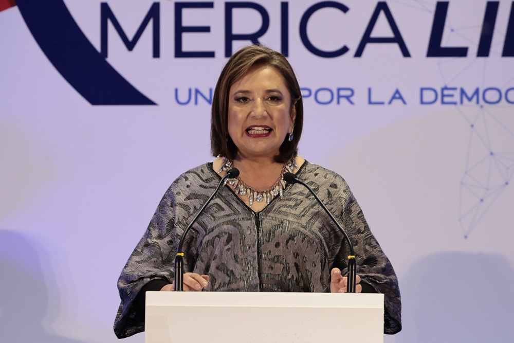 La opositora Xóchitl Gálvez promete “vuelco de 180 grados” en política exterior en México