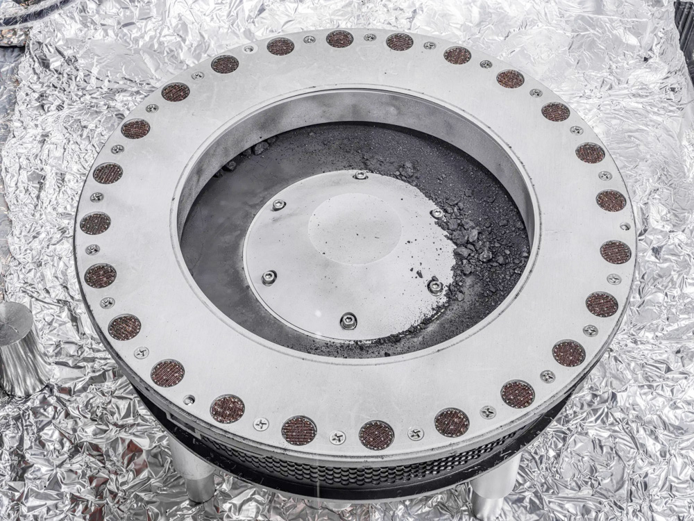 La NASA halla moléculas de agua y carbono en el asteroide Bennu