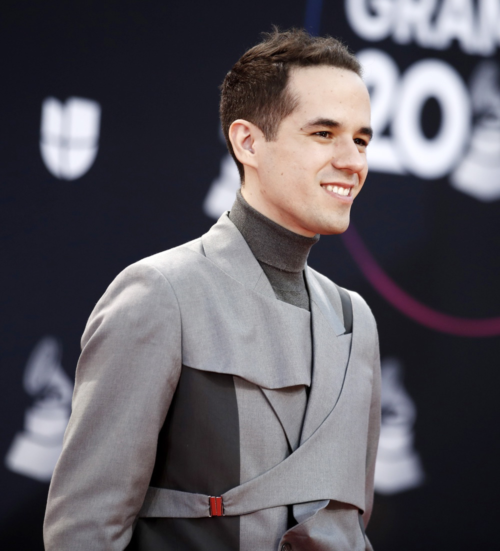 El mexicano Edgar Barrera, único latino en optar a las categorías generales de los Grammy