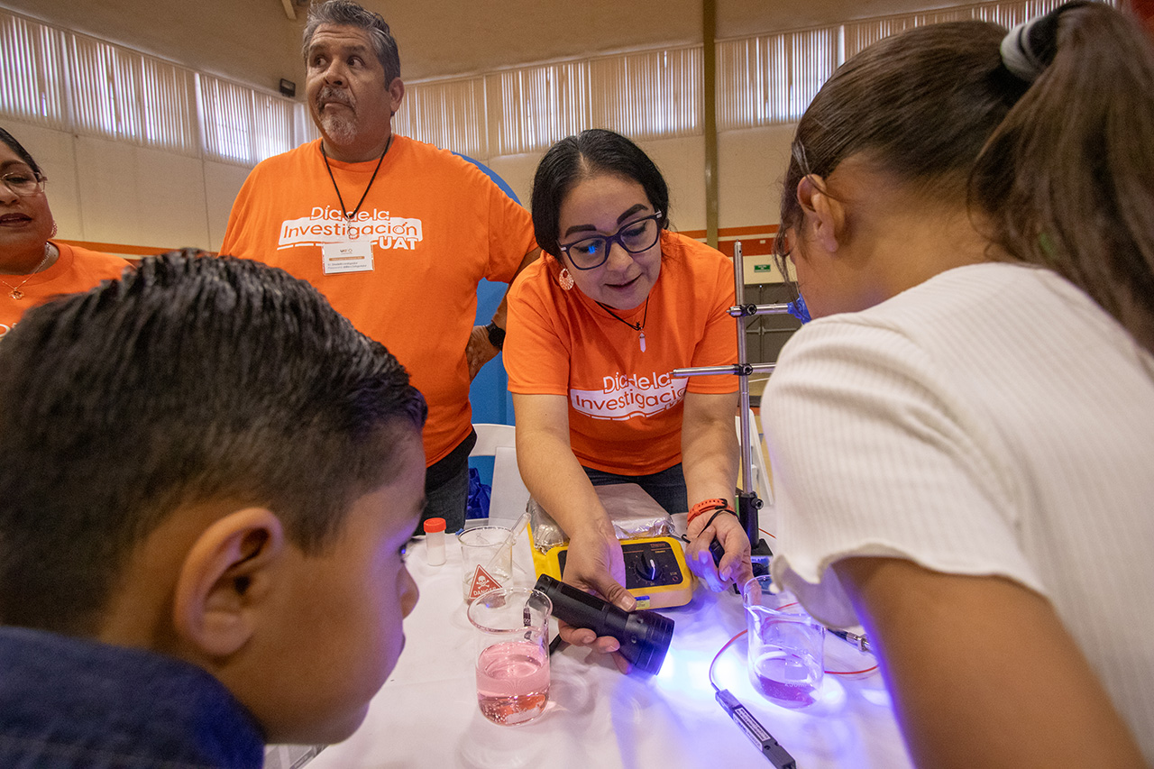 Desarrolla UAT sensores de fibra óptica para el monitoreo de la calidad del agua