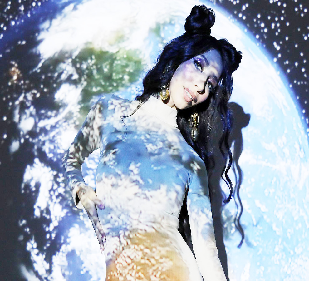 Alisun, la hija de “El Buki”, presenta “Mundieo Live”