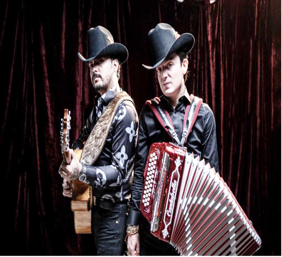 LOS DOS CARNALES p;resentan su nueva versión del icómico tema “El cambio no” deLaura Pausini en versión norteña