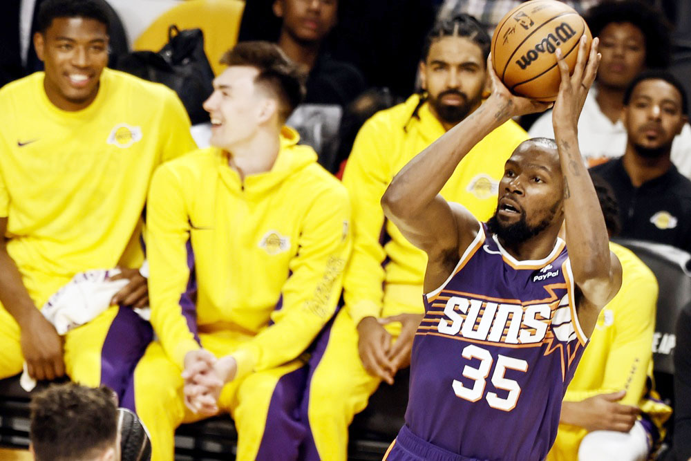 Durant reactiva a los Suns con 41 puntos contra los Pistons