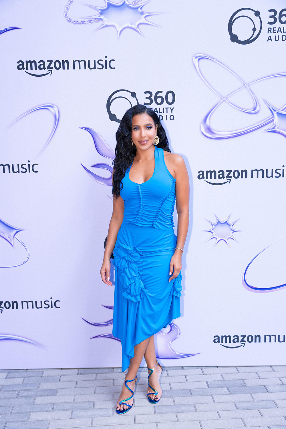 Julissa Bermudez aconseja a jóvenes aprovechar tendencias tecnológicas para desarrollarse