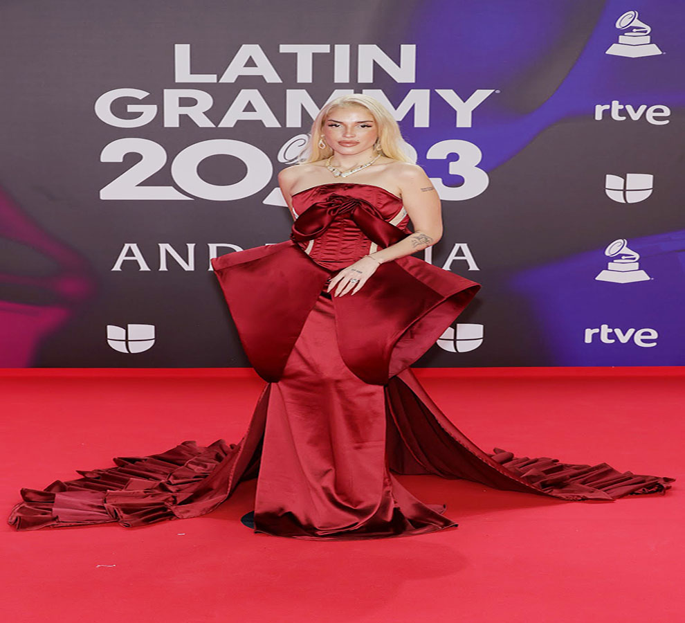 ELENA ROSE conquistó España tras su paso por los Latin Grammy