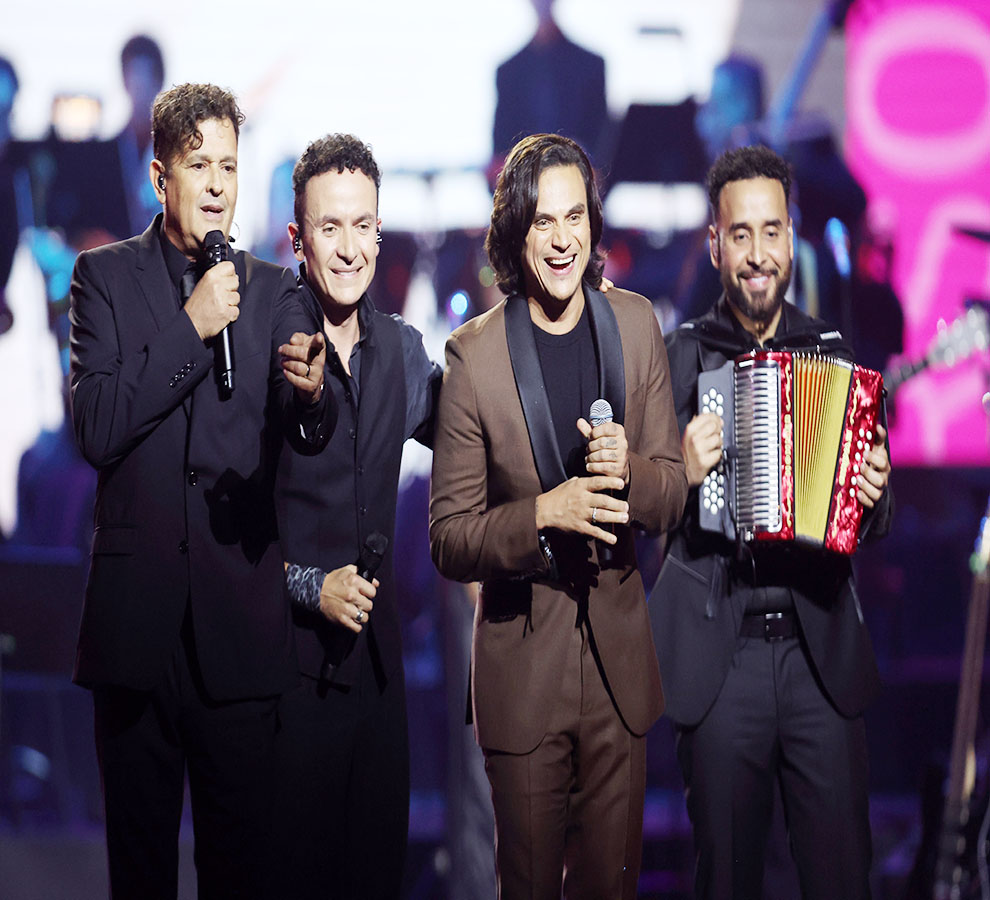 Fonseca logra su octavo Latin Grammy gracias a “Si tú me quieres” junto a Juan Luis Guerra