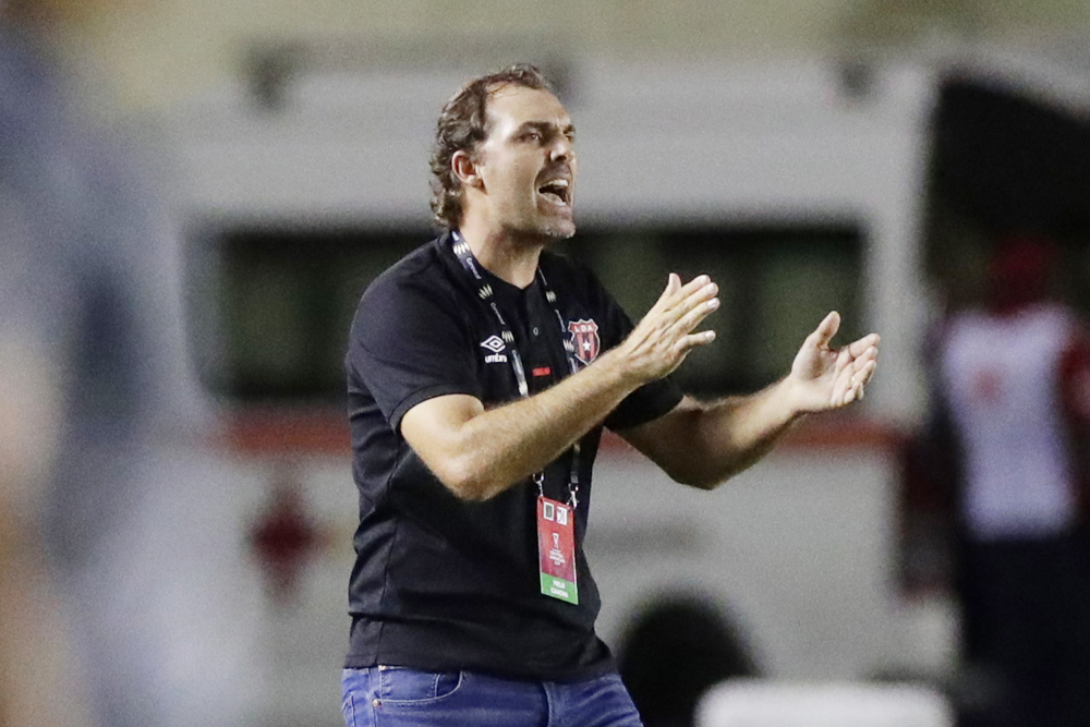 Alajuelense y Herediano disputan un cupo en la final de la Copa Centroamericana de la Concacaf