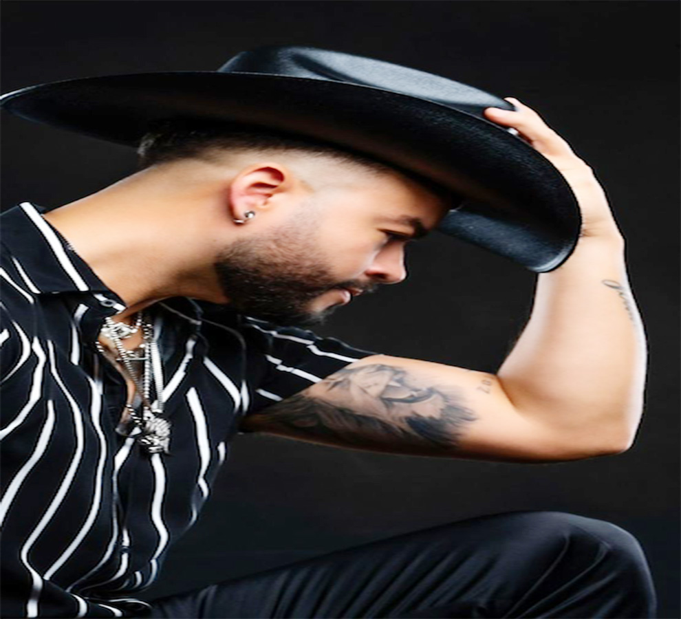 Mark Meléndez se estrena como solista con “Nunca Voy A Olvidarte”, en versión Mariachi.