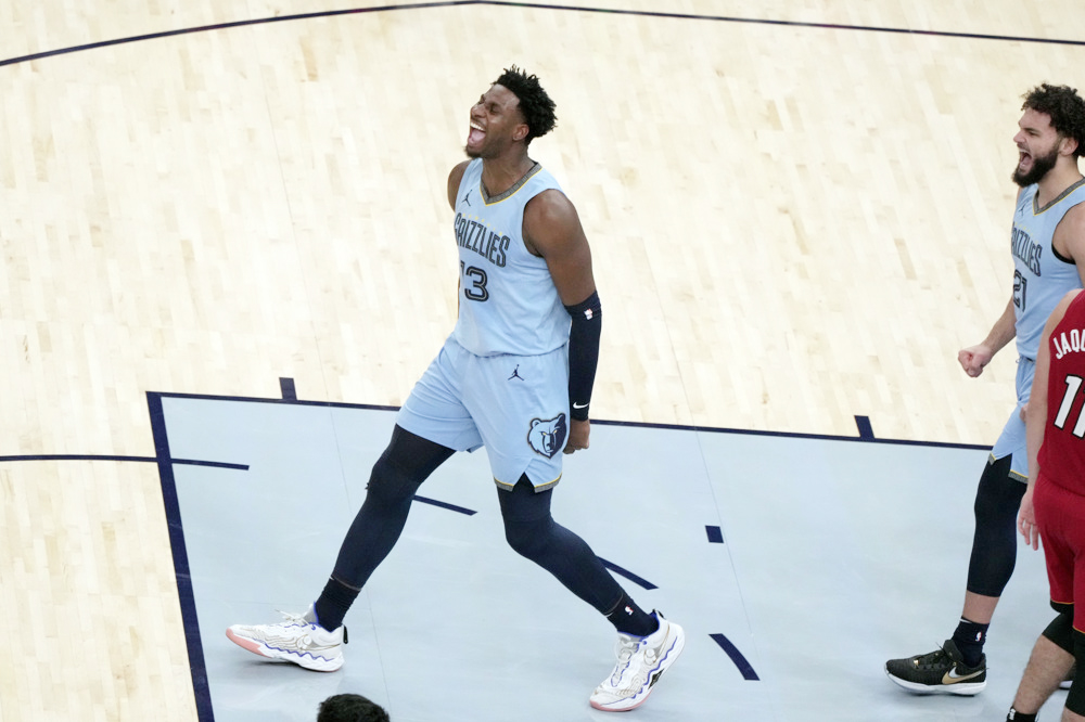 101-105. Los Grizzlies toman aire y hunden a los Clippers