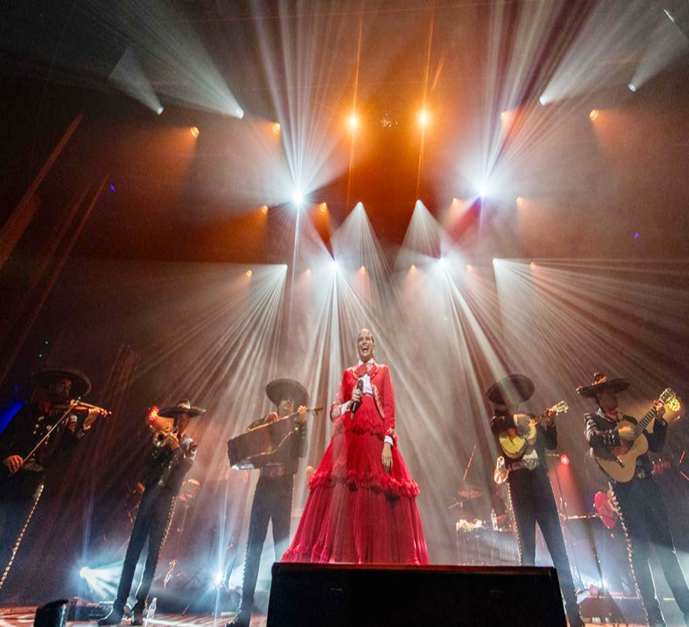 Natalia Jiménez: regreso triunfal a escenarios españoles