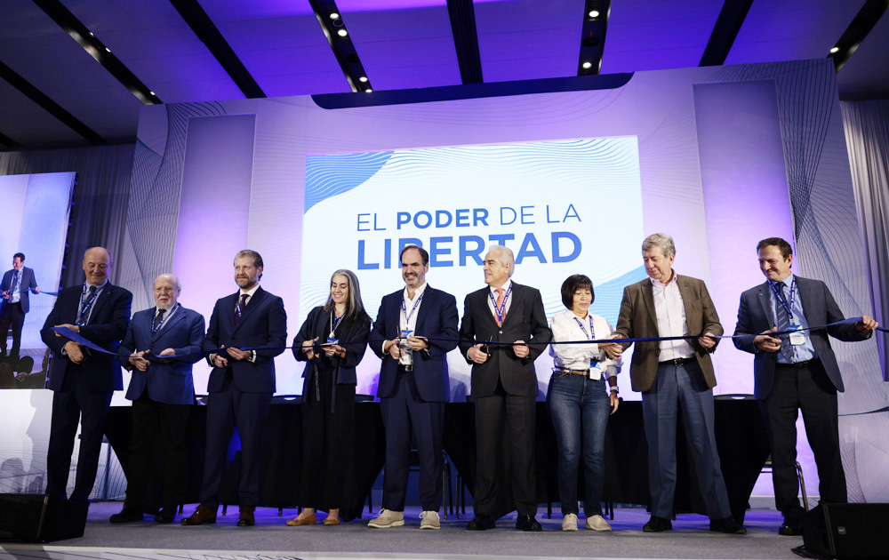 La SIP muestra “decepción” ante ausencia de Gobierno mexicano en inicio de asamblea anual