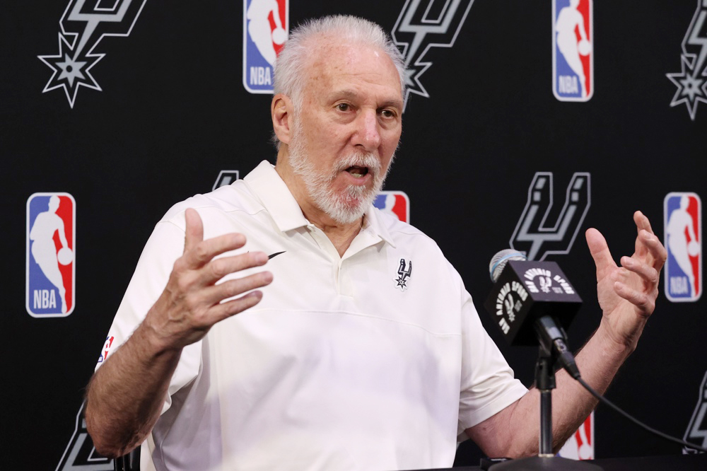 Popovich: “Wembanyama lo tiene todo para ser una superestrella con el tiempo”