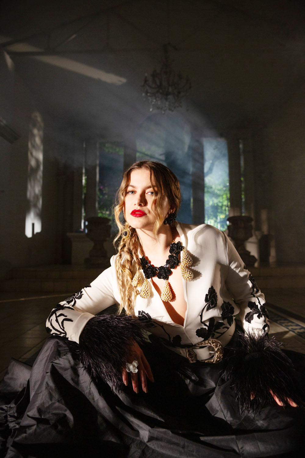 Sofía Reyes entrega un álbum personal e introspectivo con “Milamores”