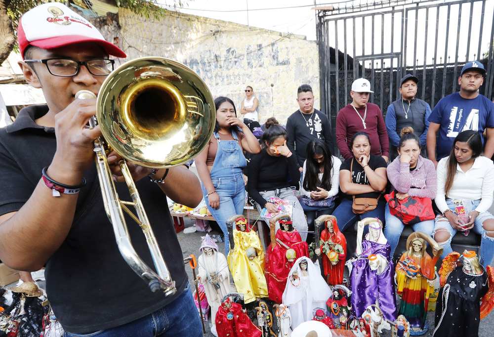 Tepito, el barrio mexicano que venera a la Santa Muerte: “No le hace el mal a nadie”