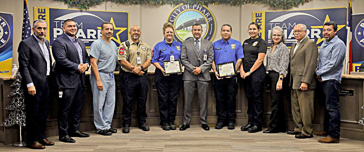 Pharr reconoce al personal de Pharr EMS por excelencia clínica