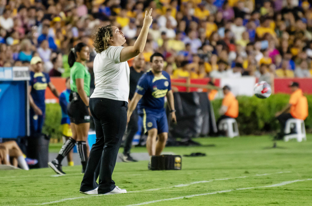 Las Tigres de la española ‘Mila’ Martínez inician camino al título ante Pumas