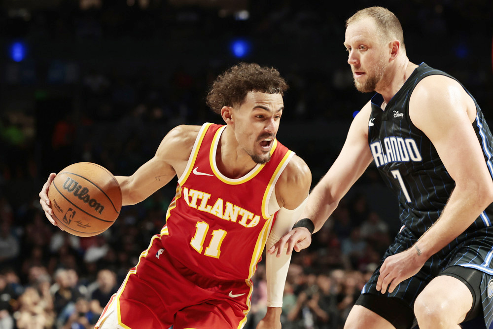 Trae Young empata el récord de Doncic en México para darle el triunfo a los Hawks