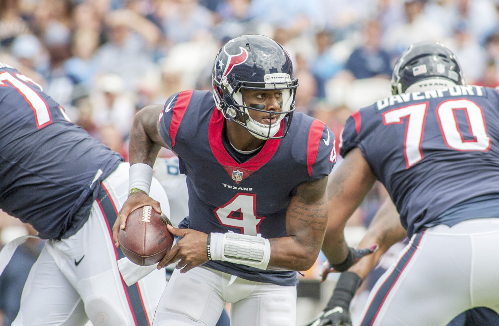 Deshaun Watson, de Browns, se pierde resto del año por lesiones en hombro y tobillo