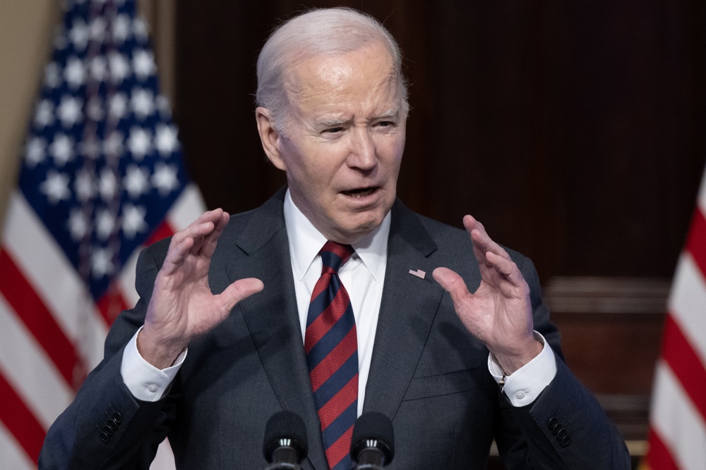 La campaña de Biden a los hispanos: si Trump gana, su cobertura médica estará en peligro