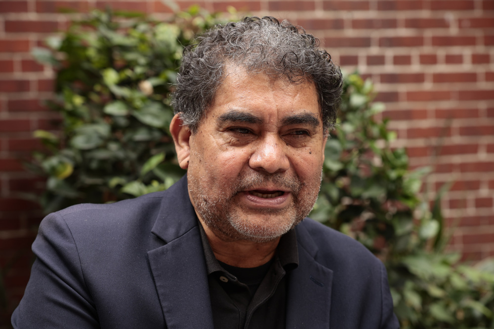 México no verá luz, si se sigue politizando la violencia, asegura el escritor Juan Cedillo