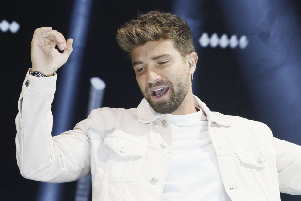 Pablo Alborán canta su ‘Cu4rta Hoja’ a una entregada Bogotá