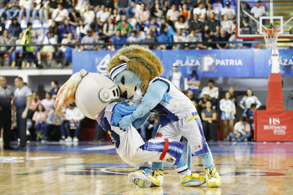 Los Astros vencen a Fuerza Regia y toman ventaja en la serie final del baloncesto mexicano