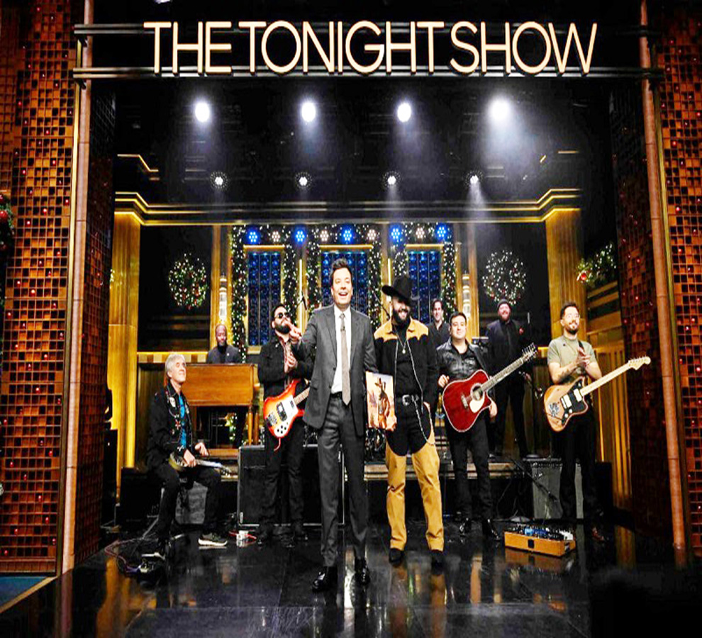 Carin León presentó su “Primera Cita” en “The Tonight Show” con Jimmy Fallon