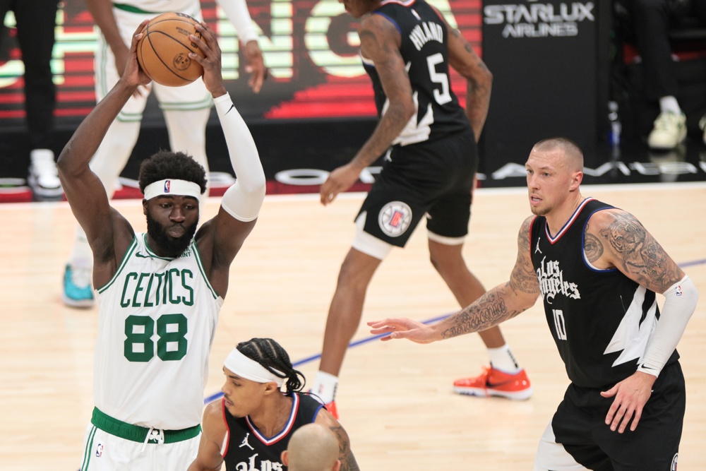 115-126. Los Celtics roban la Navidad de Los Lakers