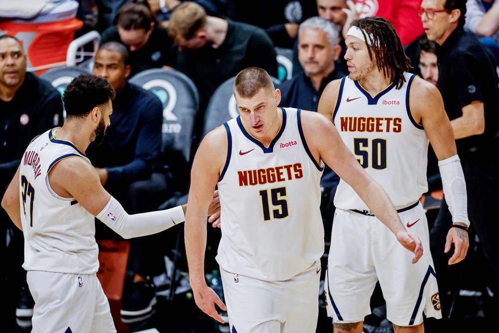 106-114. La polémica expulsión de Jokic no frena a los Nuggets en Chicago
